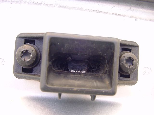 Kangoo Heckklappe Schalter Schloss.JPG