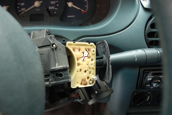 Scheibenwischerhebel 03 Wischerhebel lose.jpg